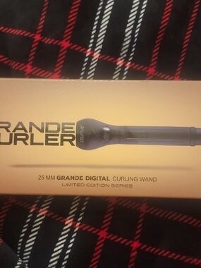 ROYALE Grande digital limited edition curling wand 25mm brand new
